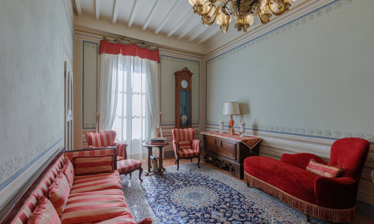 Cortona Old Town Apartment | Nice apartment for 6 people with WIFI, A/C, TV, balcony and panoramic view