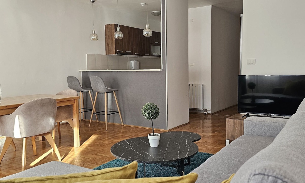 Novi Beograd Condo | Novel Inn