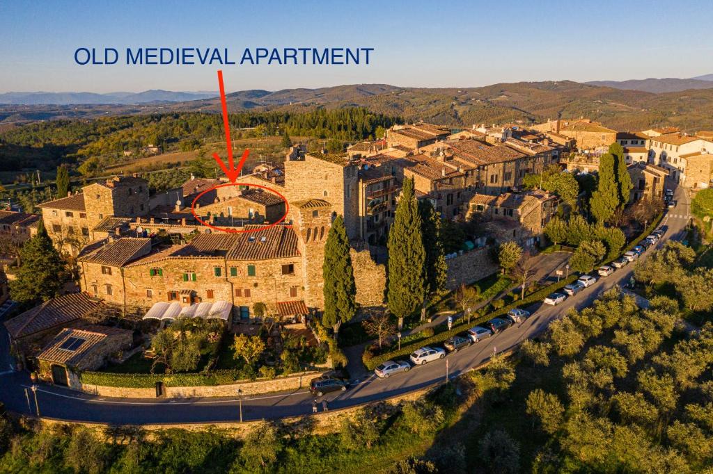 San Donato in Poggio Apartment | old medieval apartment