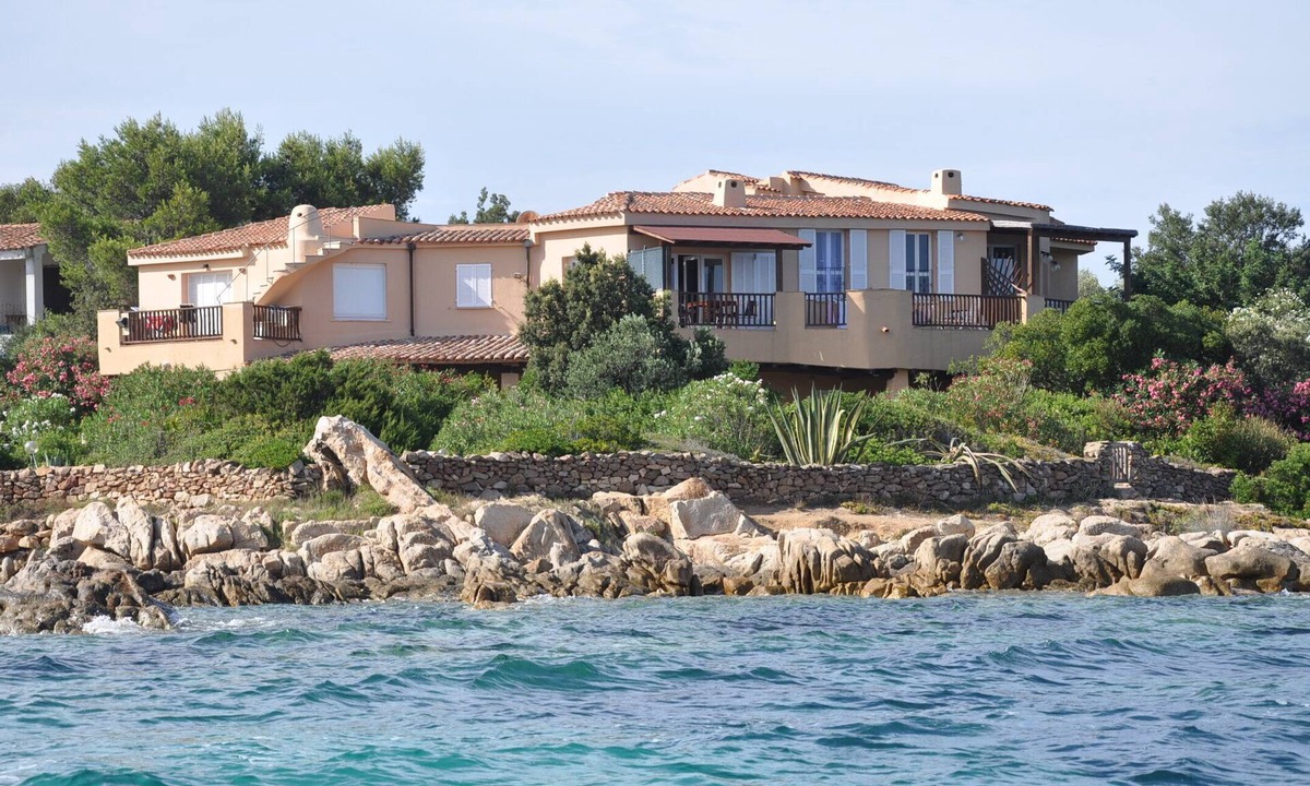 Golfo Aranci Bedrooms | Baia Caddinas