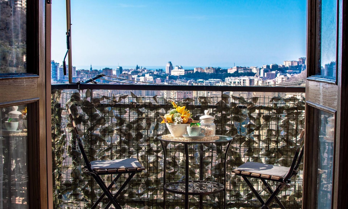 Marassi House | Panoramic quiet flat with private parking (pet friendly)