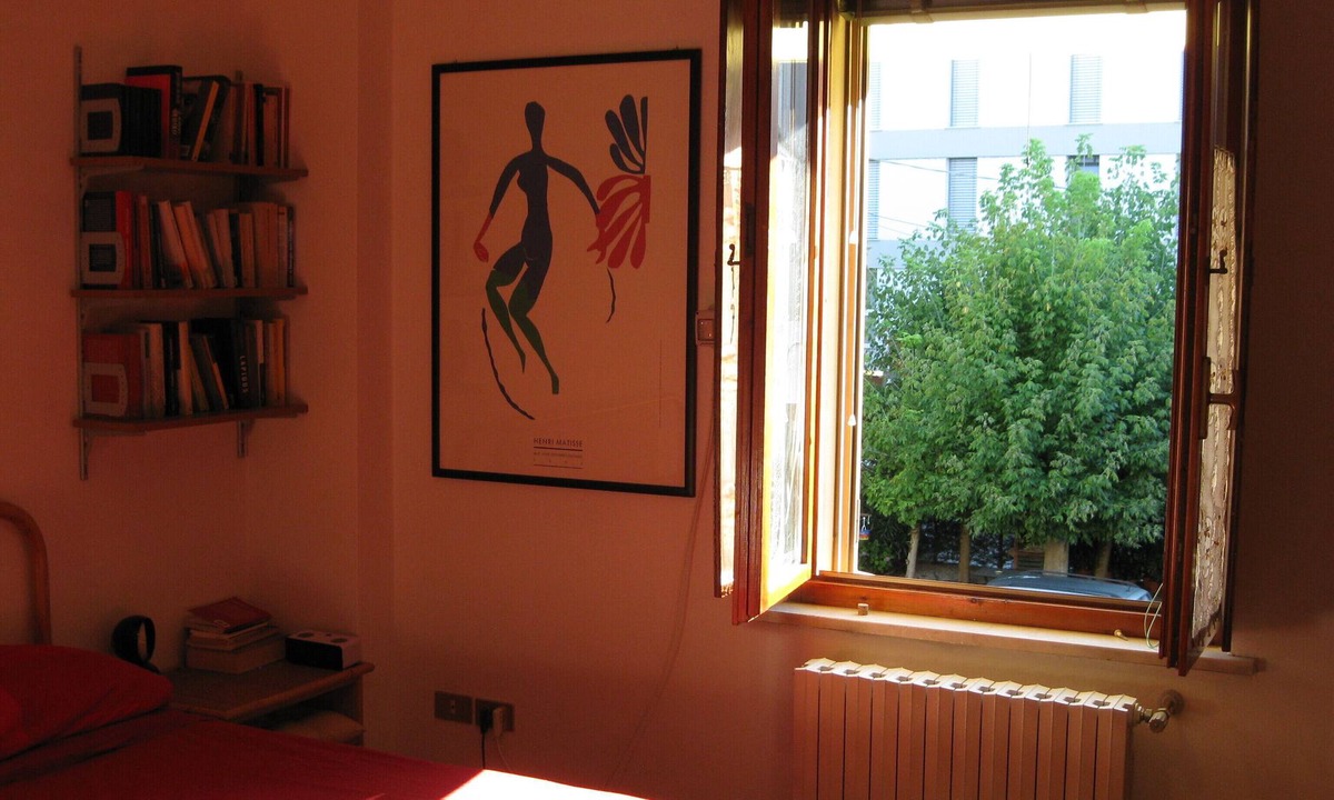 Mantua Apartment | Park front with free private parking and use 2 bikes. Check out until 6 p.m.