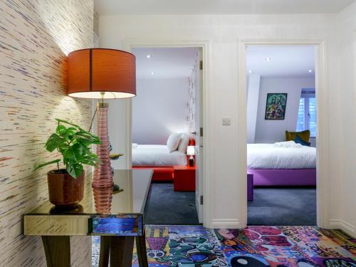 Cathedral Quarter Apartment | Pass the Keys Cathedral Quarter City Centre Walk Everywhere