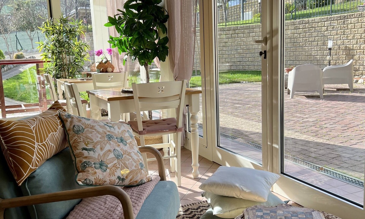 Pescara Bed & Breakfast | PEPEROSA IN COLLINA LUXURY B&B