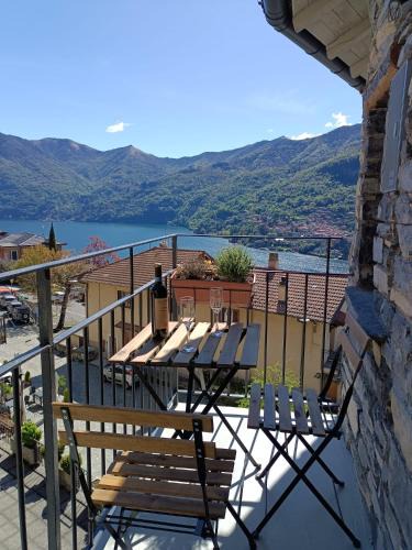 Moltrasio Apartment | Piazzetta House Stunning Lake View Welcome Cocktail at Il Baretto