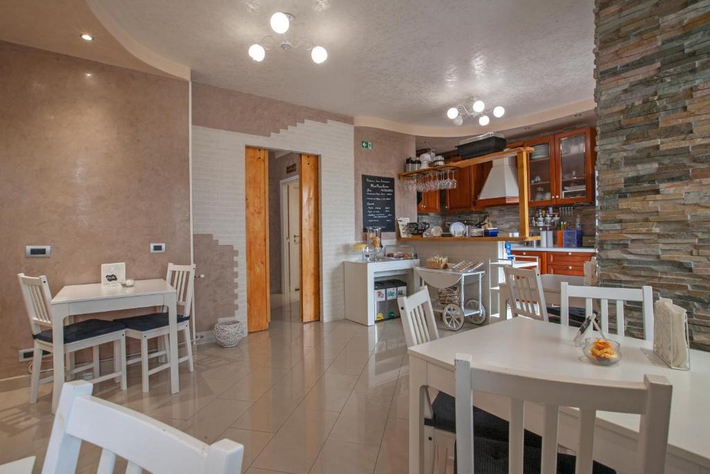 COLLI ANIENE House | Rogiual