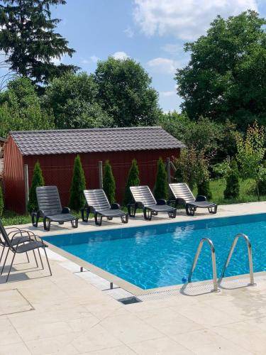 Vrdnik Apartment | 200 m² Apartment ∙ 2 bedrooms ∙ 6 guests