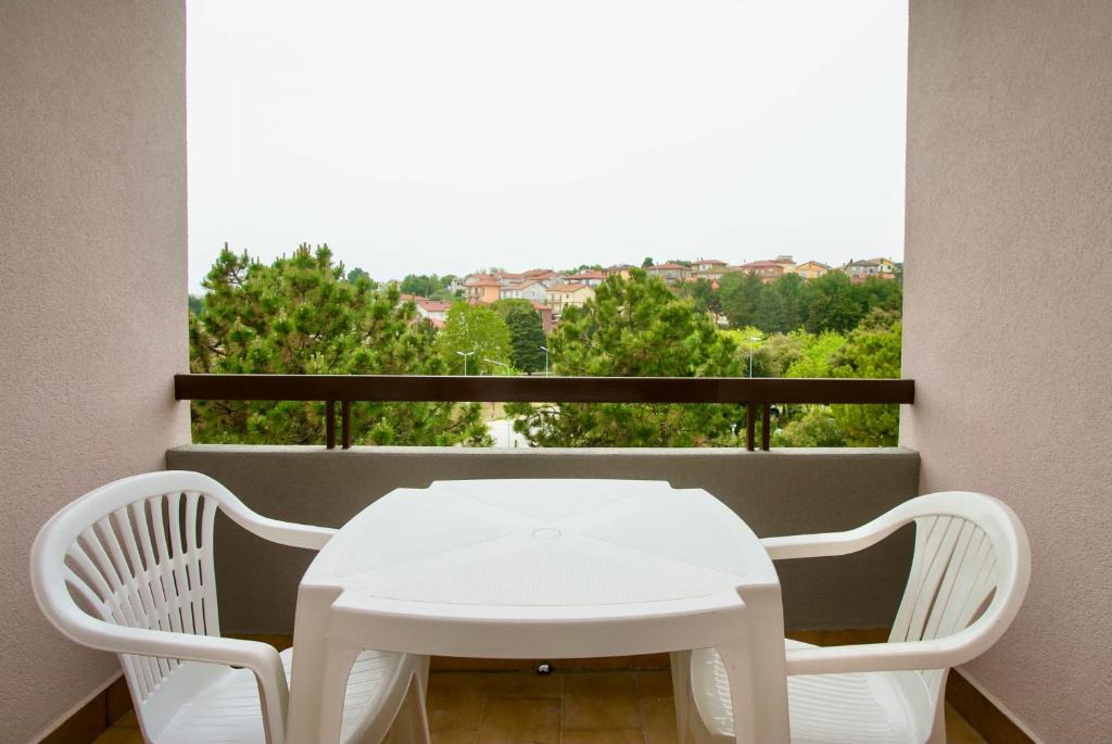 Sirolo Apartment | S76 - Sirolo, bilocale con terrazzo in centro