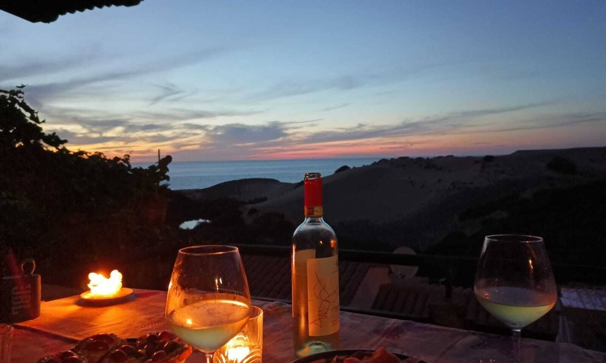 Torre dei Corsari House | SARDAGNE SAUVAGE - VIEW OF THE DUNES AND THE SEA AT 600M