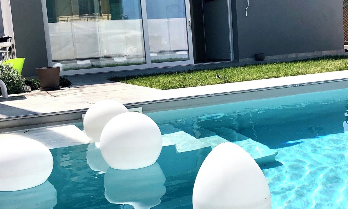 Mondolfo Apartment | SEASIDE CHALET WITH POOL