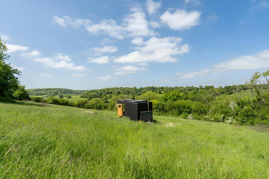 Denton House | Secluded Offgrid Cabin w/Sunset View & Fireplace