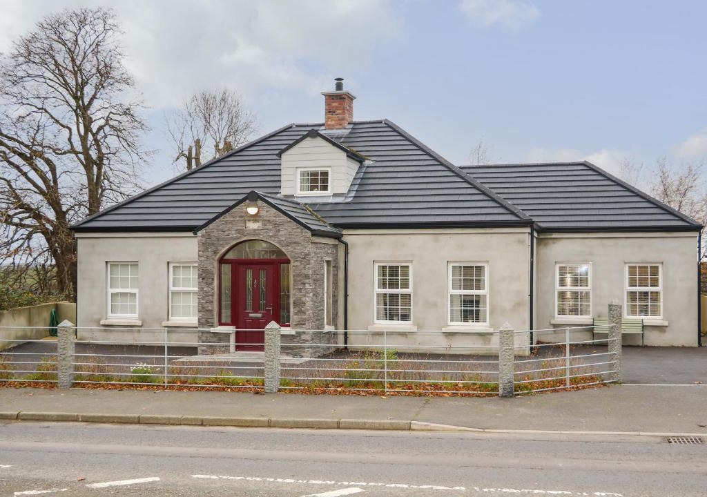 Downpatrick House | Sliabh Amharc