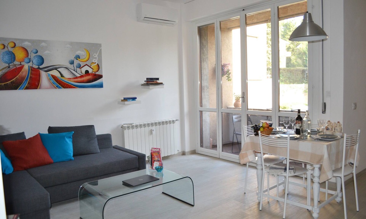 Oltrarno Apartment | Sognando Michelangelo - free private garage near to Florence center