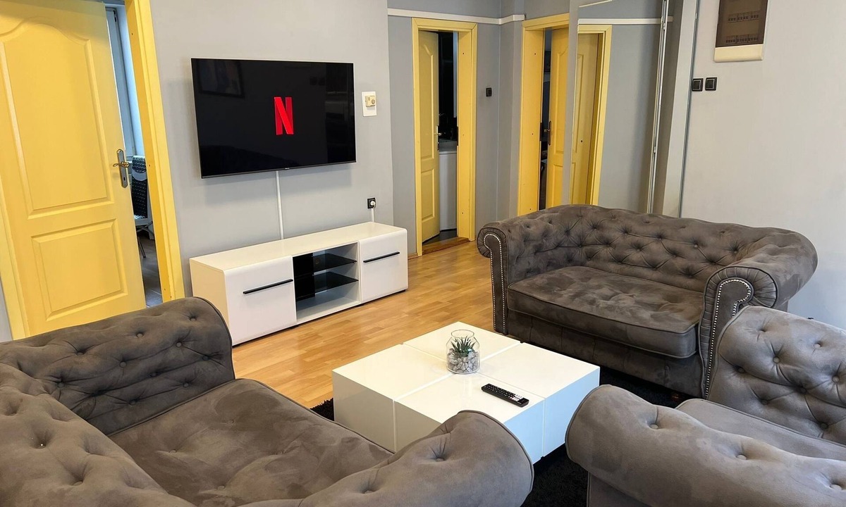 Nis Apartment | Spacious apartment-5 minutes from the city center!