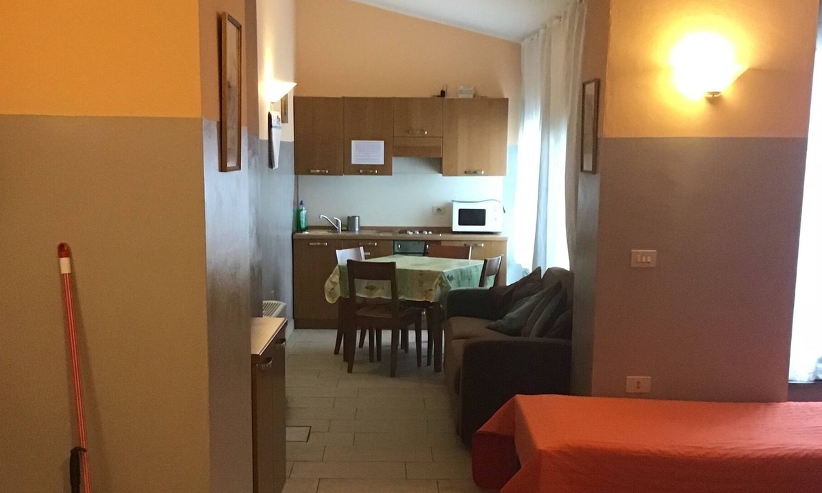 Santa Maria Novella Apartment | Studio 4 pax near central station of Santa Maria Novella