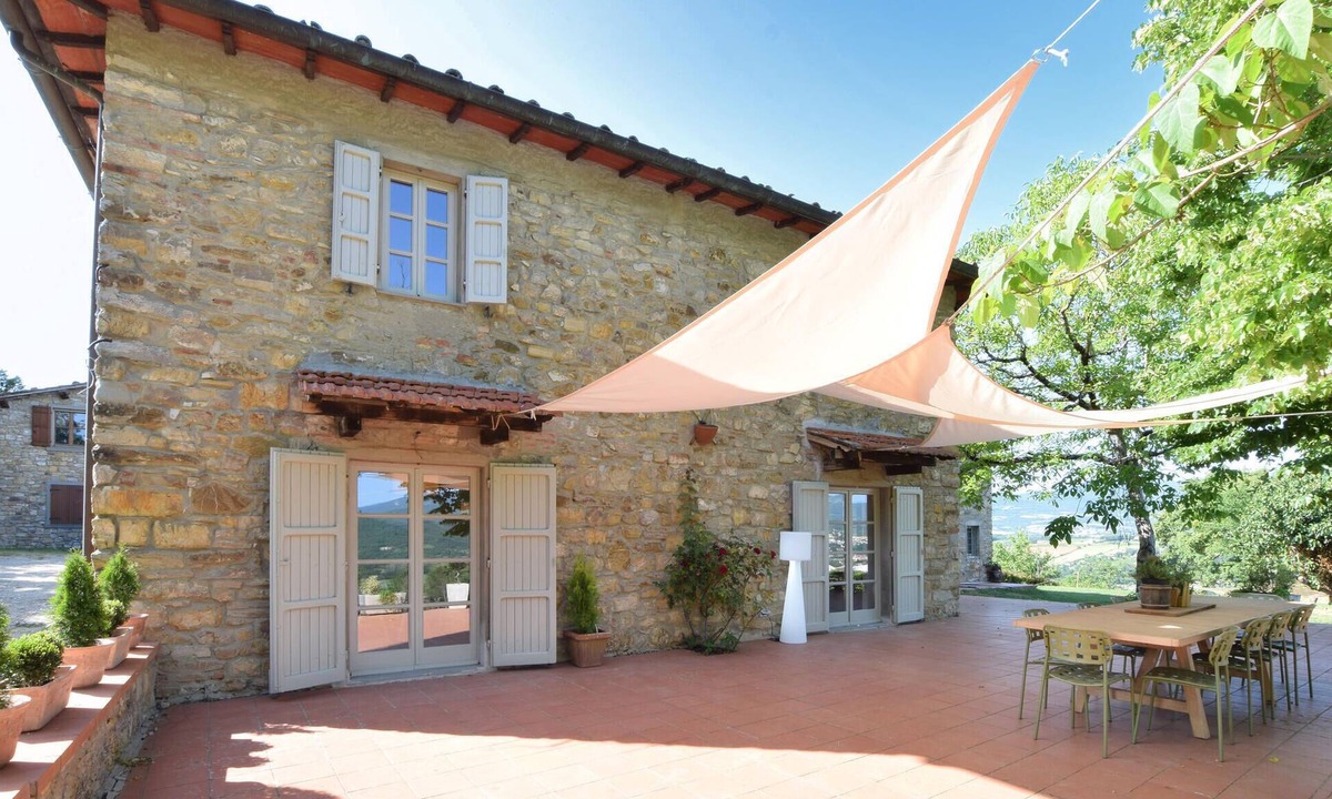 Poppi House | Stunning Home In Poppi