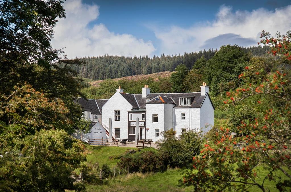 Dervaig Hotel | The Bellachroy Hotel