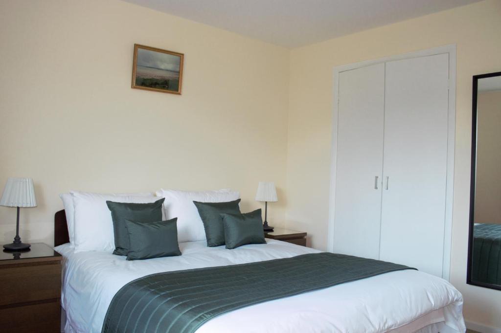 Islay Island House | The Glebe, Am Fasgadh