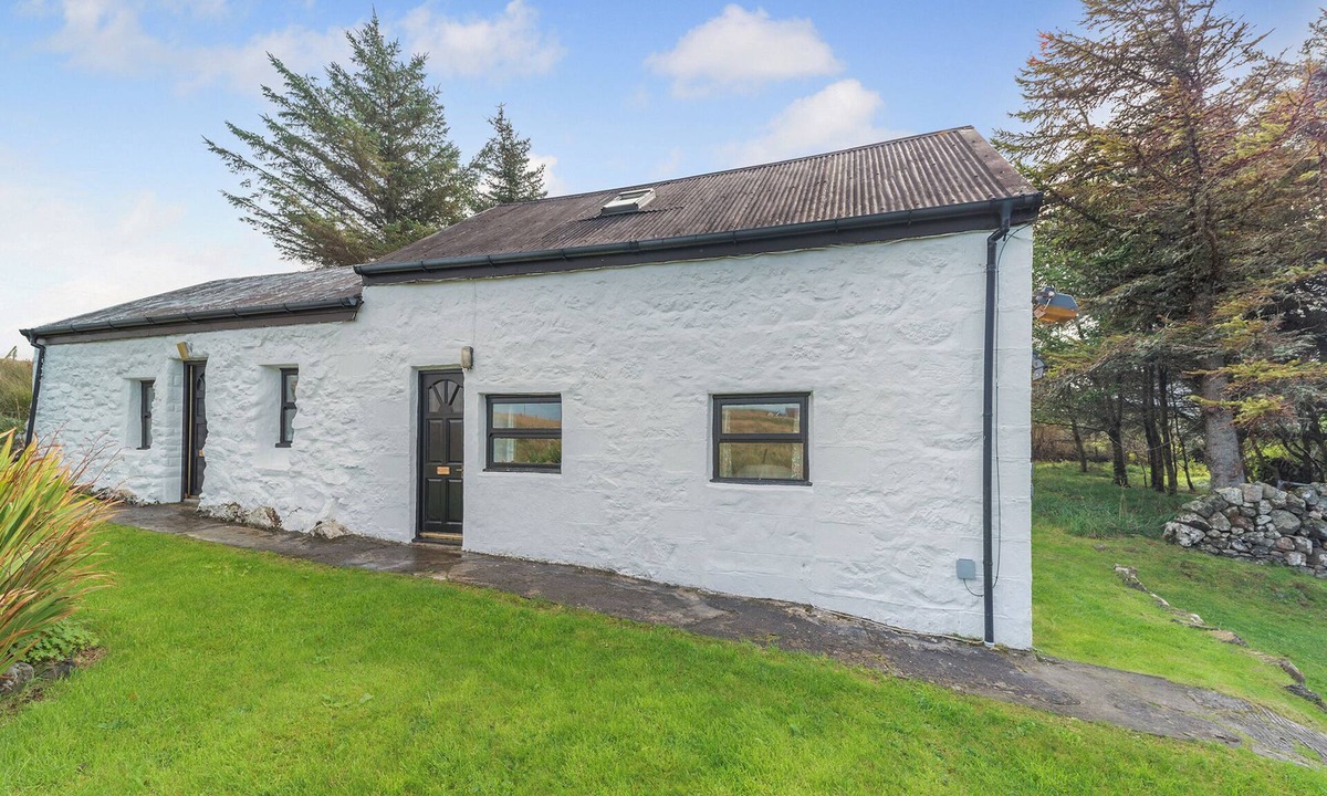 Bunessan Cottage | The Stables - UK37415