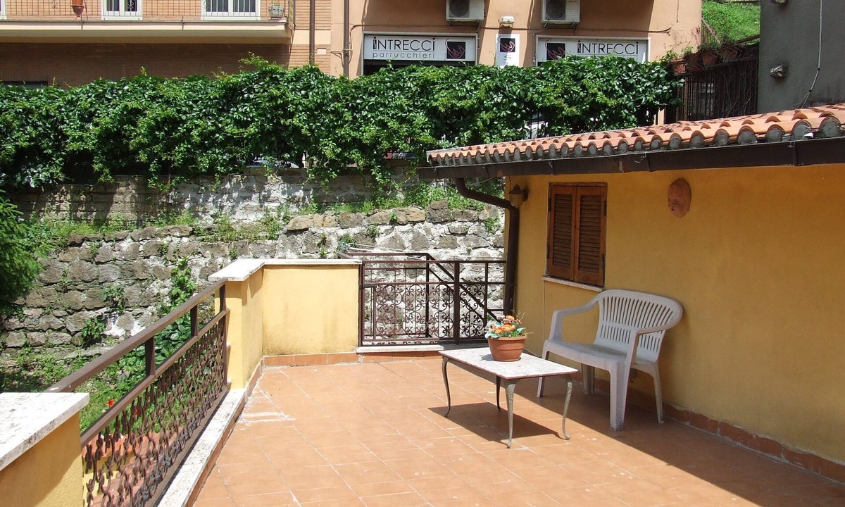 Monte Compatri Apartment | Tourist Accommodation Renato ID 382
