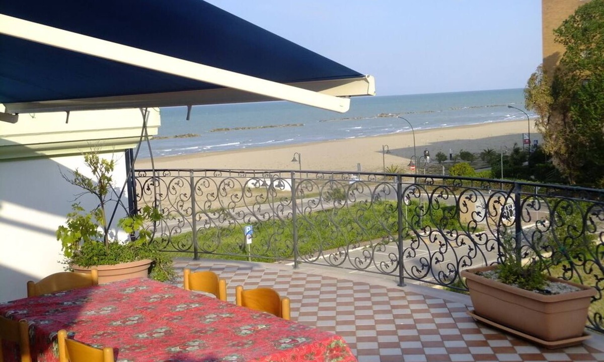 Roseto degli Abruzzi Apartment | Two-room attic apartment with terrace with 360° sea view