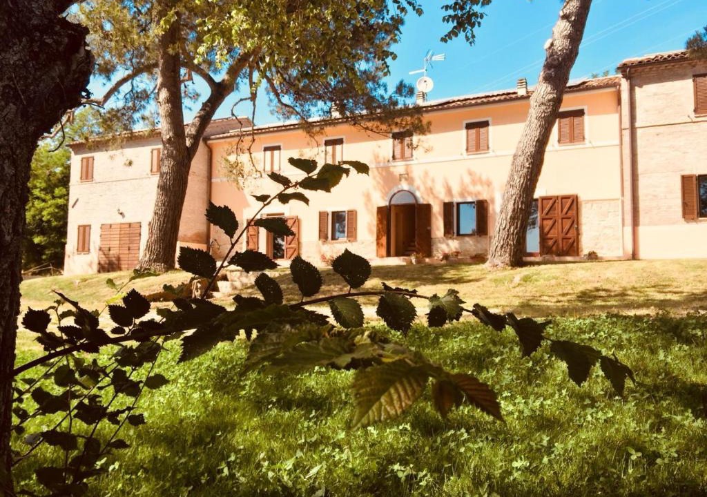 Fano House | Villa Brettino- Pesaro mare e cultura - intera struttura con piscina