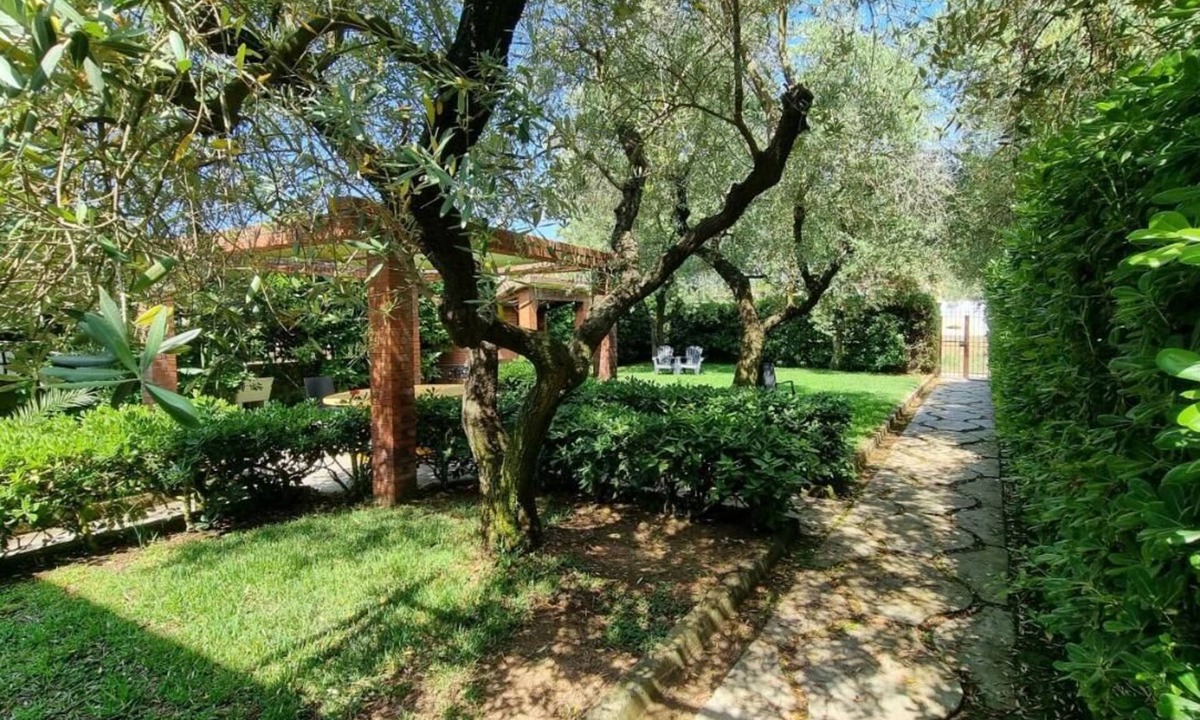 Rio Claro Villa | VILLA DEGLI ULIVI- Cozy villa just a few steps from the sea.