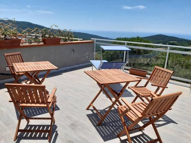 Nibbiaia House | Vista sulle isole dell'arcipelago Toscano