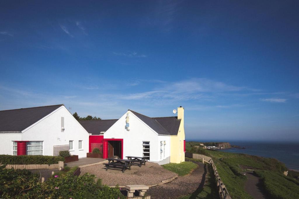 Ballycastle Hostel | White Park Bay Youth Hostel