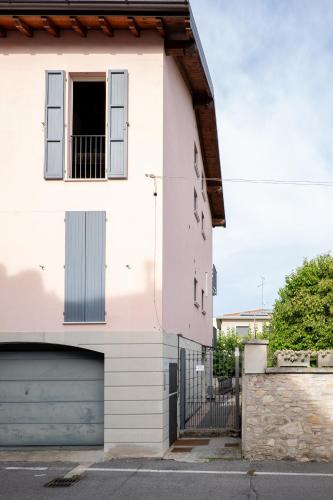 Camignone di Passirano Apartment | Wine & Lake in Franciacorta 3