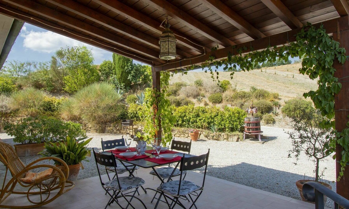 Certaldo Villa | Wonderful private villa with private pool, A/C, WIFI, terrace, pets allowed, panoramic view, parking