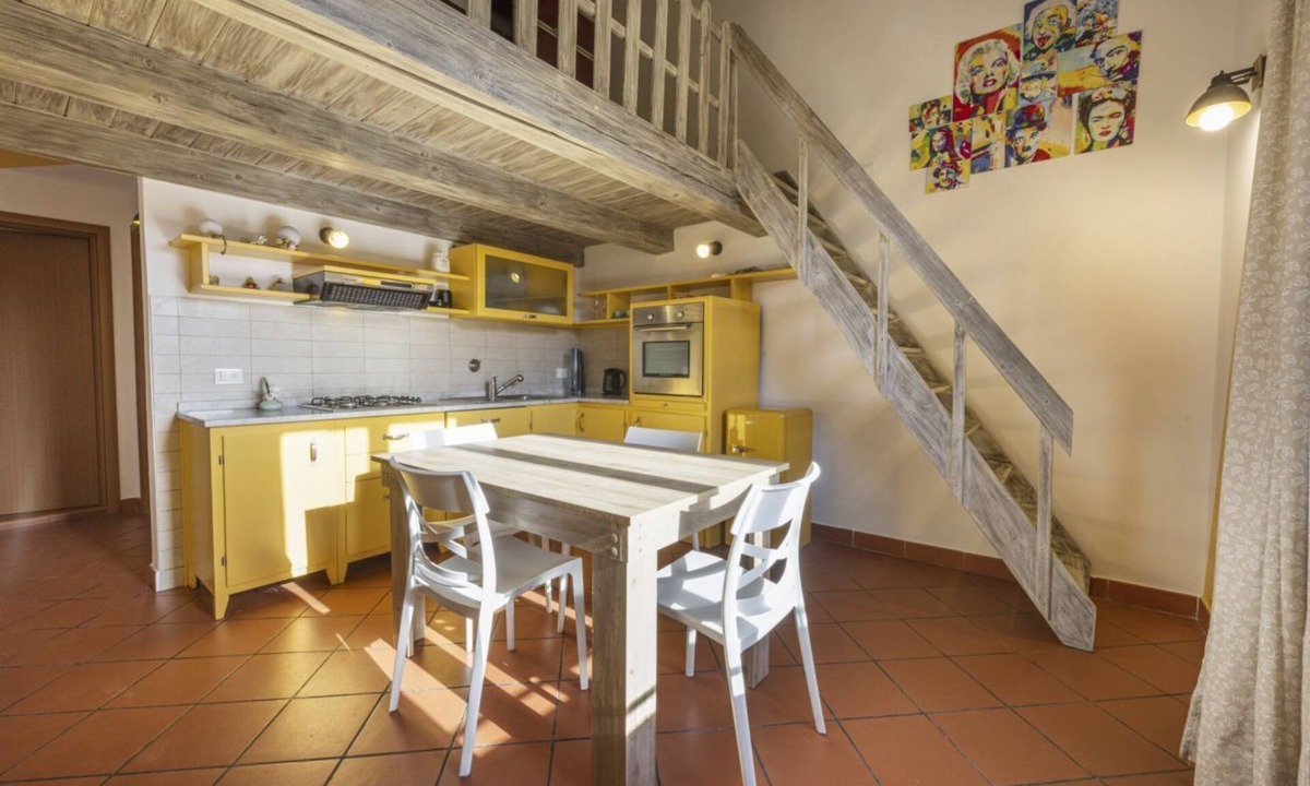 Le Cure Apartment | Yellow Home By MMega