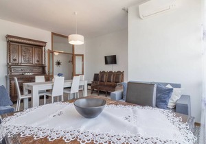 100 m² Apartment ∙ 3 bedrooms ∙ 8 guests