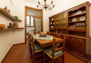 110 sqm apartment 6 sleeps in Santa Croce