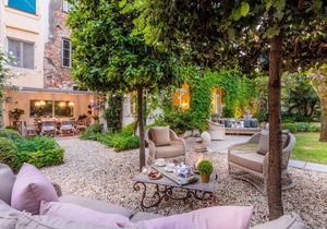 135 m² Apartment ∙ 2 bedrooms ∙ 4 guests