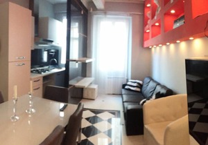 1390 ft² Shared room