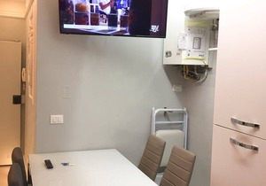 1390 ft² Shared room