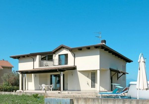 140 m² Apartment ∙ 3 bedrooms ∙ 6 guests