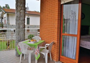 2 bedroom accommodation in Cisterna d Asti AT