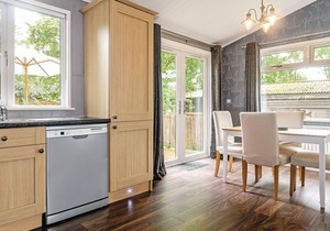 2 bedroom accommodation in Cotswolds