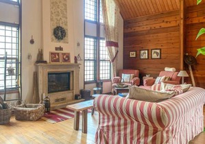 4 bedroom accommodation in Manziana