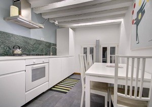 6 WINDOWS! GRAND CANAL PANORAMA VIEW, Aircond Wifi