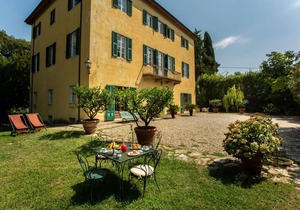 600 m² Villa ∙ 6 bedrooms ∙ 14 guests
