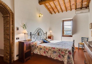 Apartment Antico Borgo San Lorenzo - Fico in Colle Val d'Elsa - 6 persons, 2 bedrooms