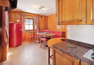 Apartment Baita Paola 8 posti with Mountain View, Balcony & Wi-Fi