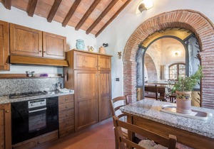 Apartment Casale Rosennano - Padronale with Shared Garden & Wi-Fi