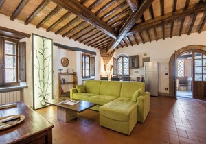 Apartment 'Casale Rosennano - Loggia' with Shared Garden & Wi-Fi