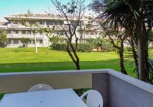Apartment Green Marine- Palme- Ismare-8 by Interhome