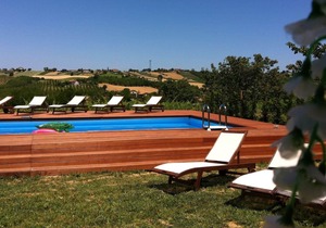 Apartment in a winery in the countryside with pool and breathtaking view