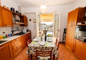 Apartment in Lucca with 3 bedrooms sleeps 6